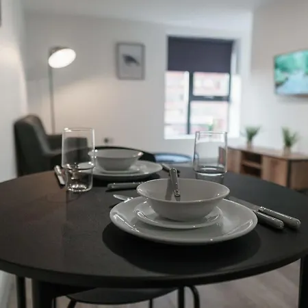 Modern 1 Bed Apartment In Liverpool Centre Exterior foto