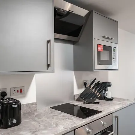 Modern 1 Bed Apartment In Liverpool Centre Exterior foto