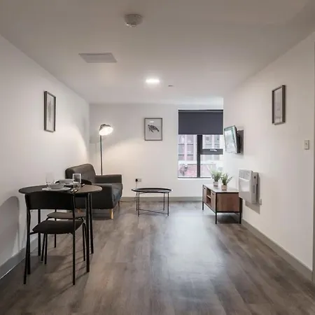 Modern 1 Bed Apartment In Liverpool Centre Exterior foto