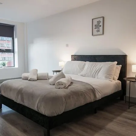 Modern 1 Bed Apartment In Liverpool Centre Exterior foto