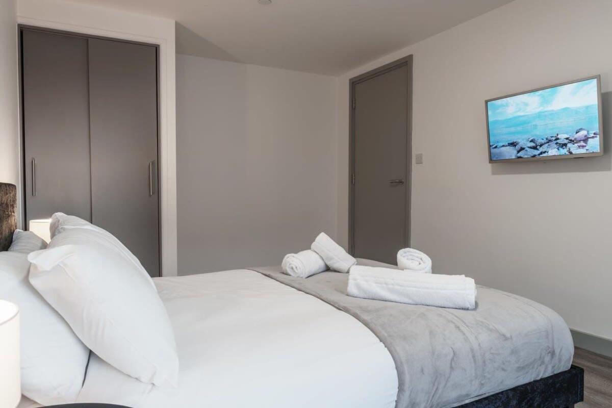 Modern 1 Bed In Centre Apartment *