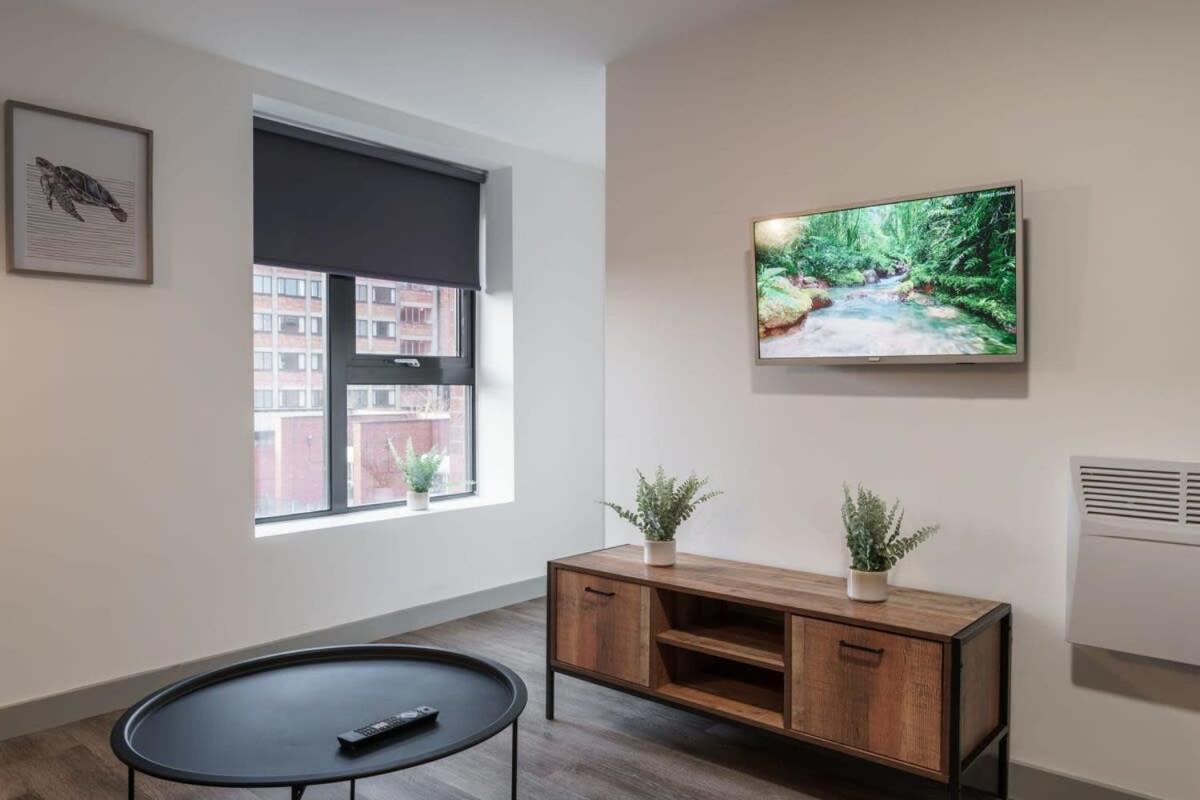 Modern 1 Bed In Centre * Liverpool